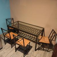 Tavolo con 4 sedie interno esterno