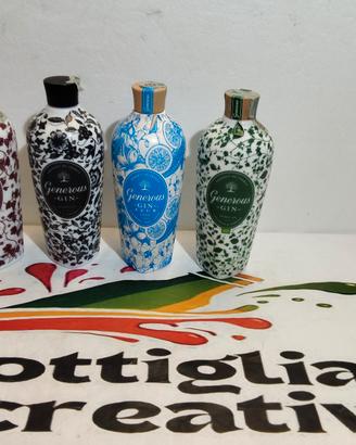 GIN GENEROUS  4 BOTTIGLIE VUOTE DIVERSE 