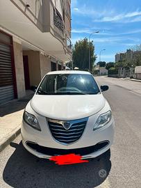 lancia y benzina gpl