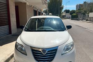 lancia y benzina gpl