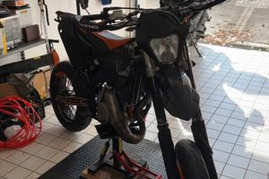 ktm exc 125 omologato motard