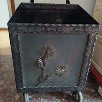 carrello portalegna in metallo 