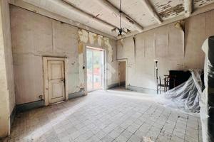 4 LOCALI A VIETRI SUL MARE