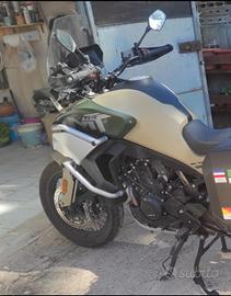 CF MT 800