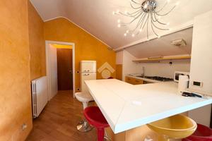 MONOLOCALE A CODOGNO