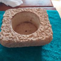 vaso in pietra grezza. 17x20x10h 