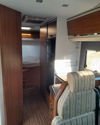 adria coral 670 plus 
