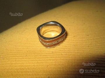 Anello Alviero Martini