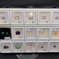 COLLEZIONE DI GEMME E PIETRE PREZIOSE NATURALI