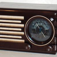 Radio d'epoca Philips BI480