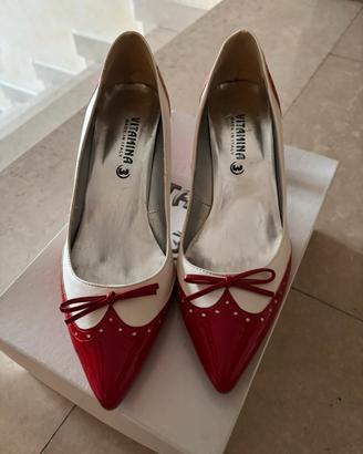 Décolleté bianche e rosse