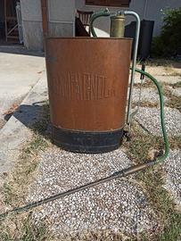 Antica Pompa a spalla in rame  -Vintage