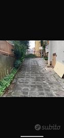 Magazzino sito in zona centrale a Brolo di 260 mq
