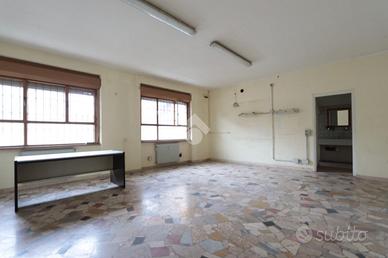 LABORATORIO A VALENZA