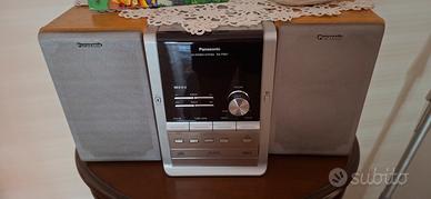stereo con due casse