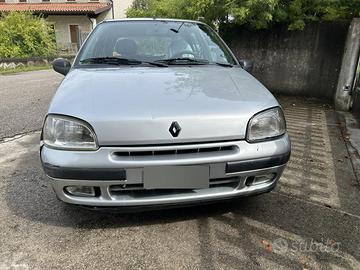 Clio 1 serie
