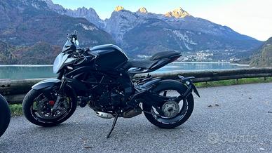 MV Agusta Brutale 800 Black Edition