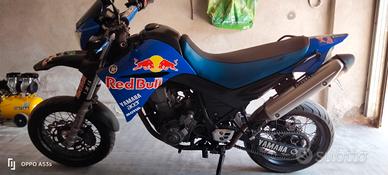Yamaha xt660x