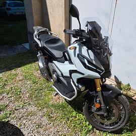 Honda X-ADV 750 - 2024