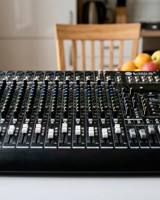 Mixer RCF L-PAD 16 cx usb