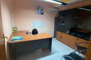 Stanza in studio legale - zona via vittorio veneto