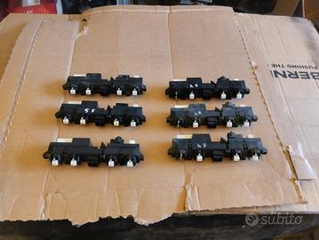 F Tastiera servizi e frecce di emergenza multipla 