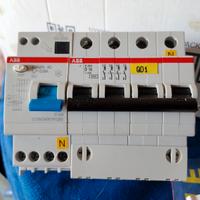 differenziale , interruttore magnetotermico