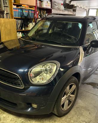 Mini Countryman diesel neopatentati