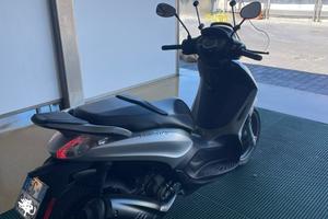 Piaggio Beverly s 300  i.e.