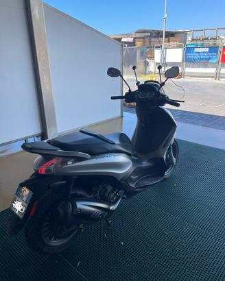 Piaggio Beverly s 300  i.e.