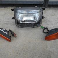 Faro anteriore e frecce yamaha majesty 250 1°serie