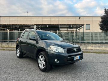 Toyota RAV 4 RAV4 2.2 D-4D 136 CV Luxury