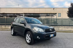 Toyota RAV 4 RAV4 2.2 D-4D 136 CV Luxury