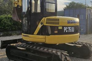 KOMATSU PC 75