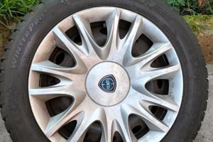 PNEUMATICI INVERNALI+CERCHI 195/55R15 LANCIA Y