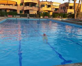 Campo di Mare complesso con piscina