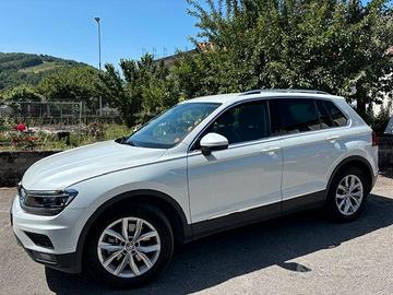 VW TIGUAN    140kw  4WD  C. Automatico   km 96.000