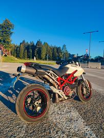 Ducati Hypermotard 1100 Desmo appena fatto
