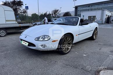 JAGUAR XK8 4.0 Convertibile