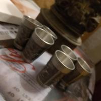 bicchierini etnici da collezione più medaglione