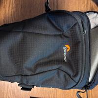 Borsa tracolla per fotocamera lowepro