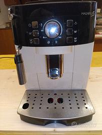 Macchina da caffè DeLonghi Magnifica S