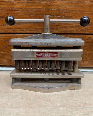 Antica presssa dentale Hercules inizi 900 dentista