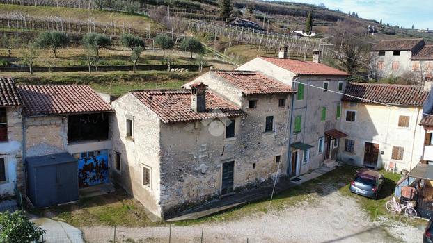 RUSTICO A CAZZANO DI TRAMIGNA