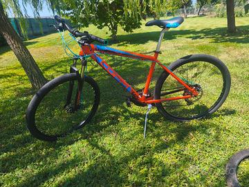 Mountain bike 