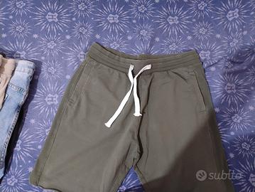 pantaloncini verdi 