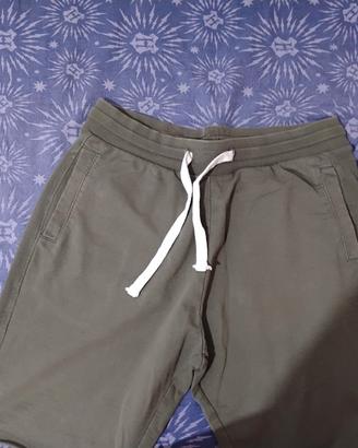 pantaloncini verdi 