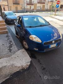 Grande Punto design Giugiaro 