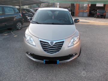 Lancia Ypsilon 1.2 69 CV 5 porte GPL Ecochic Gold-