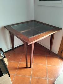 TAVOLO QUADRATO